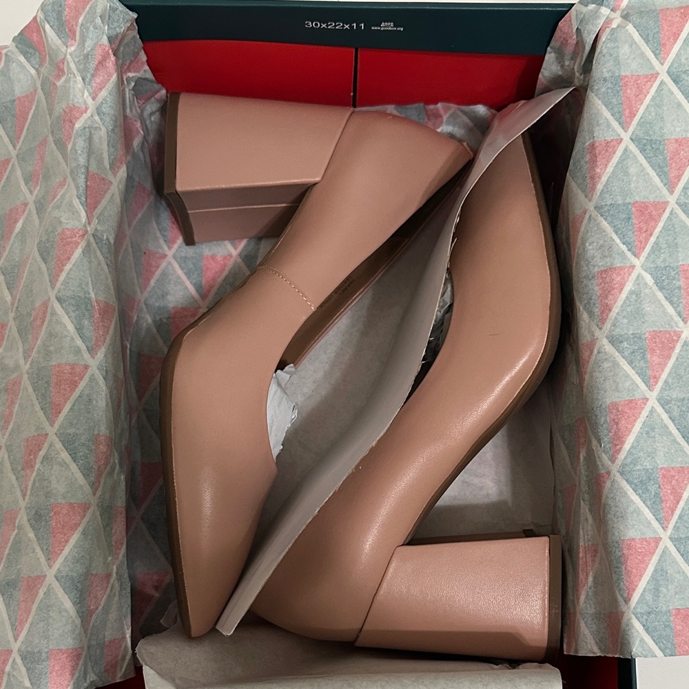 AEROSOLES Nude Block Heel Pumps